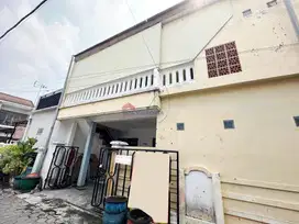 Rumah Lokasi Strategis Dekat SMAN 10,Pasar Sawojajar Cocok untuk usaha