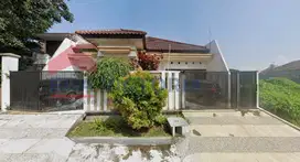 Rumah Luas Kawasan Perumahan Dieng Dekat Kampus UNMER