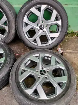 Velg Mitsubishi Xpander Cross R.17 ori