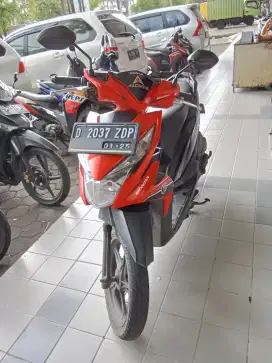 Honda Beat 2020 (Merah - Hitam)