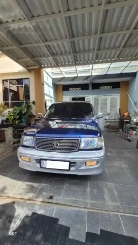 Toyota Kijang Krista 2001