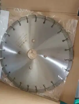 Dijual saw blade 14inc potong batu alam, beton, keramik dll ( baru )