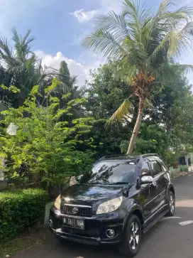 Toyota Rush S 2011 Matic Hitam 3 Baris Pajak Panjang Pribadi ORI Murah