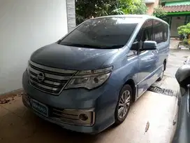 [OLXmobbi] Nissan Serena 2.0 Highway Star Panoramic AT 2016 Biru