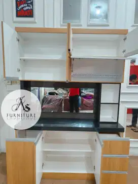 Lemari dapur 4 pintu HPL