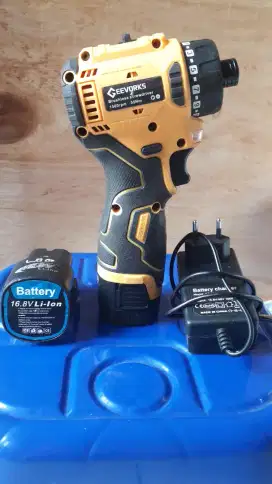 bor screwdriver Geevorks 16.8volt,2batt, gress , nett 350rb kapuk ry