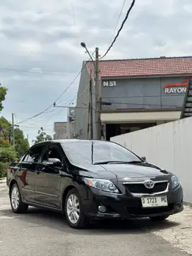 Toyota Corolla Altis 2010 Bensin