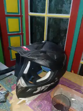 Helm half face merk jpx