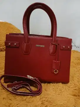 Jual Tas Kulit Buccheri Mayyeca Merah Tua