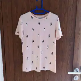 Atasan Kaos Wanita Pull & Bear Salem Pinguin