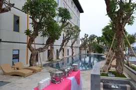 Pa105 Hotel Bintang 2 Masih Beropesi di Pinggir Pantai Kota Singaraja