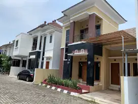 Rumah 2lt komplek Umbulharjo