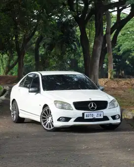 Mercedes Benz C250 AMG Putih 2011 Antik Simpanan Ori Bu Tdp Ringan Bar