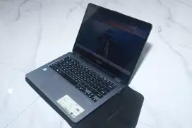 Laptop ASUS TP410U