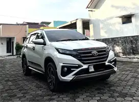 Toyota Rush GR matic 2022 km rendah 20rb orisinil mulus terawat sekali