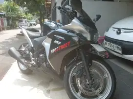 CBR250 STANDAR SEPERTI BARU.