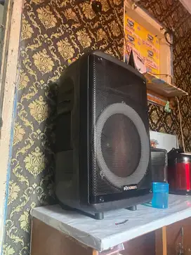 spiker / speaker karaoke