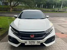 Honda CIVIC HB 2019