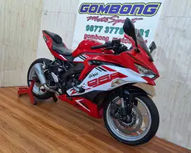 KAWASAKI ZX 25R ABS 2021 AKHIR . ZX25R . ZX 25 . ZX25 merah