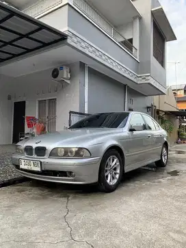 BMW E39 520i M54 (2003)