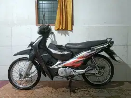 supra x tahun 2004 full original/tt boleh gan cash lebih bagus