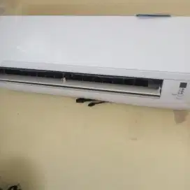 Service AC bongkar pasang AC tambah freon AC perbaikan AC