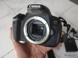 DSLR Canon 700d Body Only