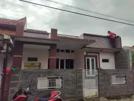 Di jual murah 2 rumah jadi 1