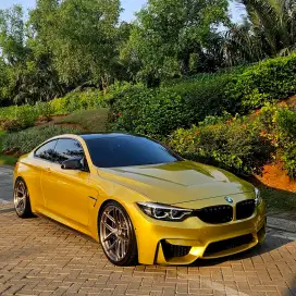 BMW M4 Austin Yellow 2015 very good condition like new