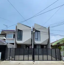 Sutorejo-Bisa KPR‼️Rumah Baru Semifurniture Dekat Pakuwon City