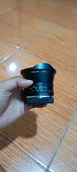 Lensa TTartisan fisheye 7,5mm F2