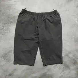 CELANA PENDEK / SHORT PANTS ABU MUDA ORIGINAL