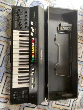 Yamaha Sy 2 Analog mono synth