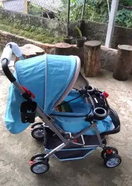 Stroller L'Abeille (Kereta Bayi)