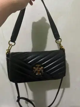 Tas Tory Burch Hitam