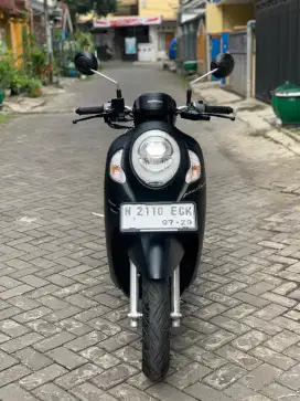 SCOOPY PRESTIGE (KEYLESS), 2024, KM SANGAT RENDAH (1.500),KAYAK BARU.