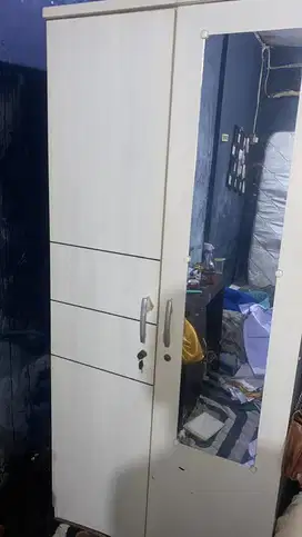 Lemari 2 pintu kayu