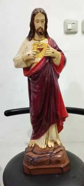 Patung Yesus bahan gypsum