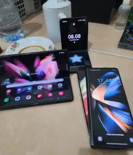 Perbaikan flexible samsung galaxi z flip dan fold