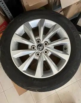 Velg dan ban ori Innova Zenix tipe V dunlop enasave 215/60/17