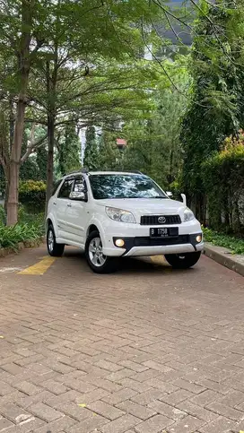 Toyota Rush 1.5 S Trd Sportivo AT Putih 2015