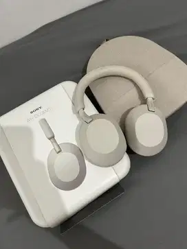 Headphone Sony WH-1000XM5