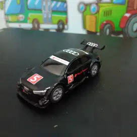 Siku audi rs 5 racing