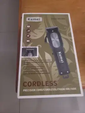 Kemei model KM 2604