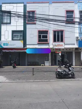 Disewakan Ruko 3 Lantai di Jl Baru Soleh Iskandar Tanah Sareal Bogor