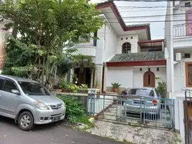 Dijual Rumah di Bumi Bintaro Permai