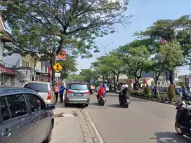 Ruang Usaha di pinggir jalan raya Ciater Raya