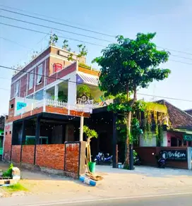 Dijual Rumah Usaha di Poros Jl. Pasuruan Malang Raya Wonorejo Pasuruan