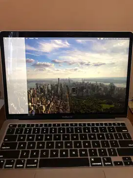 Macbook air 13” M1 2020 8Gb 256Gb