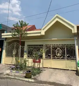 RUMAH SIAP HUNI LOKASI PERUMAHAN KOTA BARU DRIYOREJO GRESIK